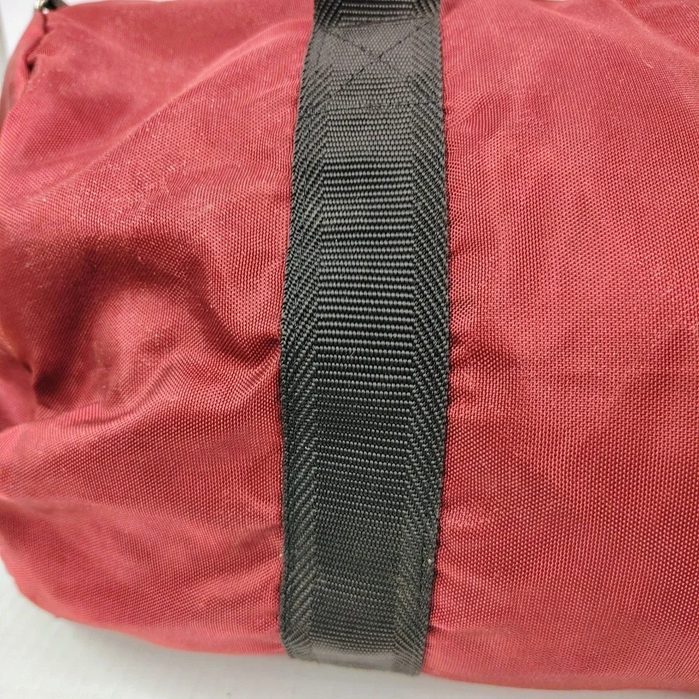 Vintage 90's Sasson Burgundy Red Nylon Duffle Bag Gym Travel Weekend Bag YKK Zip